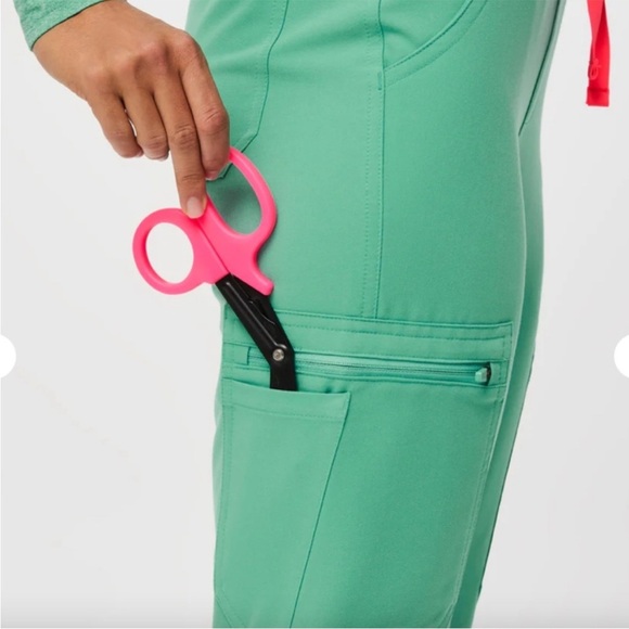 Women New Figs High Waisted Yola Yoga Scrub Pants Surgical Green Plus Size 5XLR - Picture 5 of 11